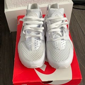 nike air huarache white